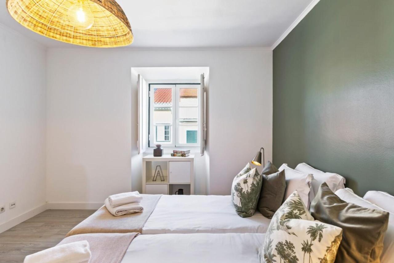 Stunning 2 Bedroom Apartment Near Belem Lisboa Eksteriør billede